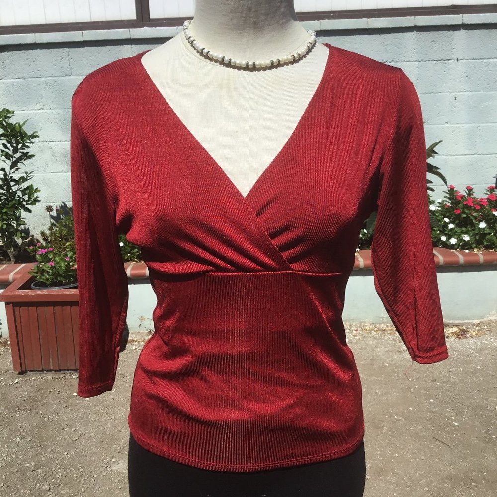 TOVIA  Basic Top Tank Plunge Wrap 3/4 Sleeve V-Neck  Lightweight Casual Red S